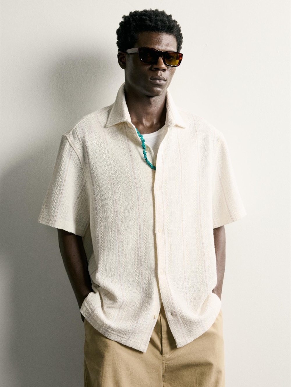 ZARA REGULAR FIT TEXTURED SHIRT - Size Medium